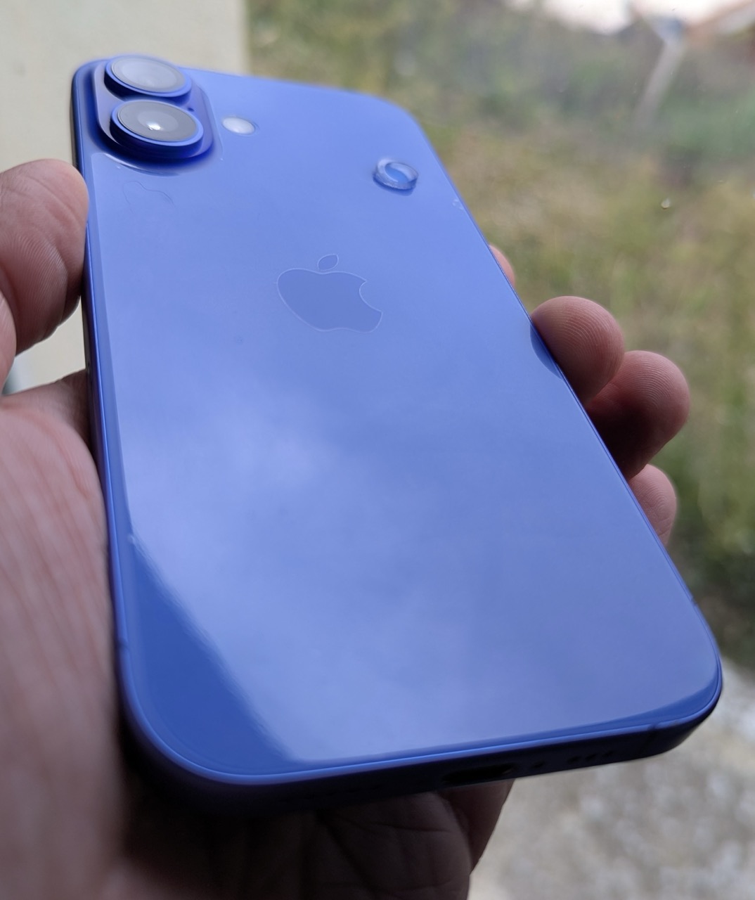J'ai enfin mon iPhone en plastique !